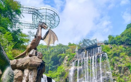 Guangzhou Gulong Gorge / Cave Fairyland One-Day Excursion