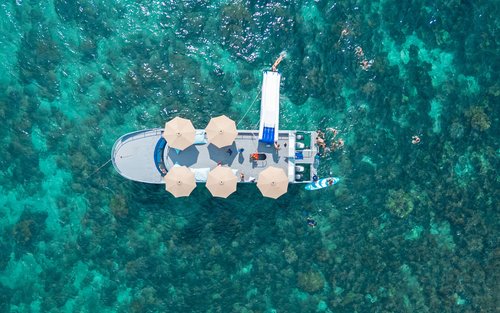布吉PP島及蜜月島全日雙體船之旅