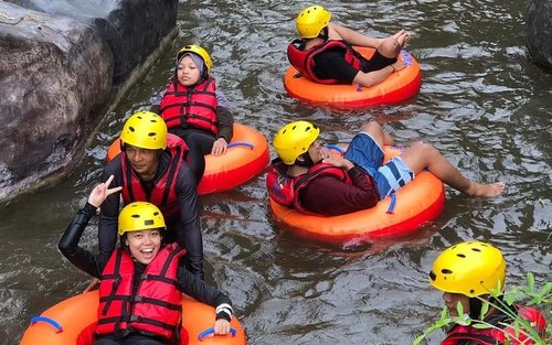 Przygoda z Ubud Cave Tubing na Bali