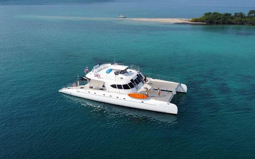 Pattaya Islands Hopping: Ko Phai Koh Rin Koh Ped by Luxury Catamaran