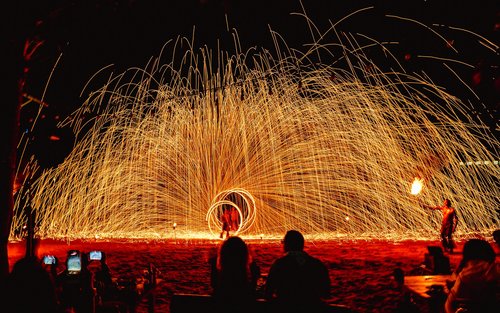 DAM Beach FIRESHOW พัทยา 