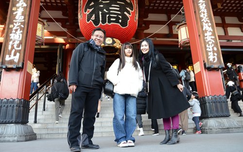 Tokyo Asakusa Half-Day Senso-ji Temple & Street Food Tour