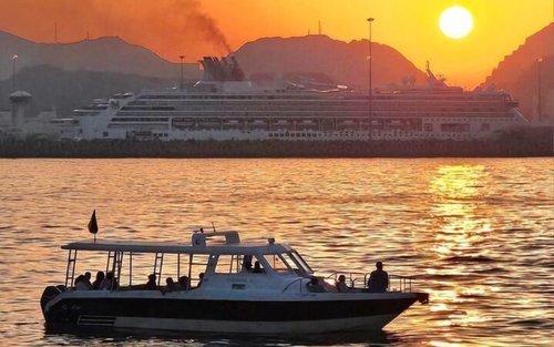 Explore Muscat: Cultural Highlights & Evening Cruise