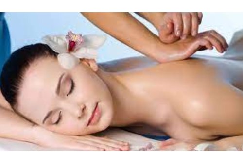 Full Body Massage By D'Bintan Salon Day Spa