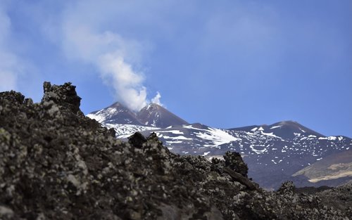 Tour di un giorno intero per piccoli gruppi a Catania, Monte Etna e Taormina