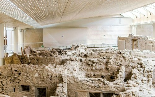 Akrotiri ticket with heritage guide in Santorini