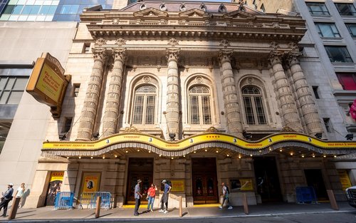 New York Broadway Behind the Scenes Experience Walking Tour