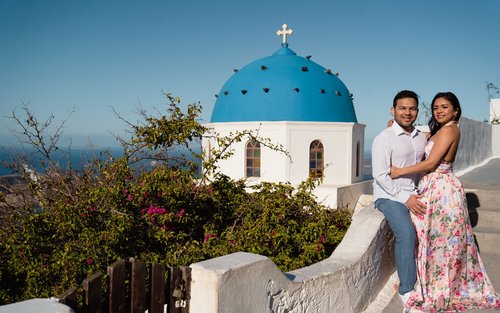 Professional Photoshoot in Santorini