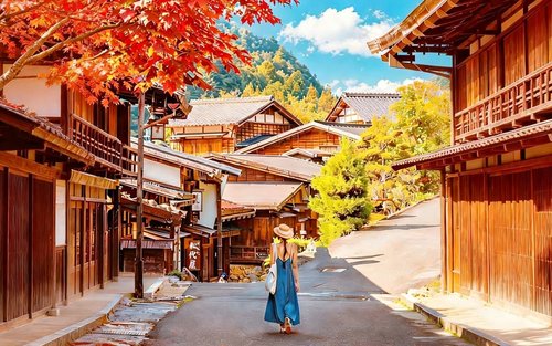 Nagoya Inuyama Castle & Tsumago-juku Full-Day Cultural Tour