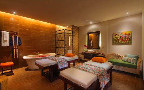 库塔巴厘岛Rumah Wangi机场中转Spa + 免费行李寄存