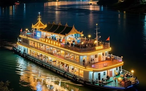 Xishuangbanna Lancang-elven nattcruiseopplevelse