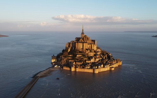 モンサンミッシェル 日帰りツアー（パリ発）