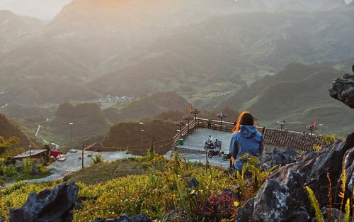 Ha Giang 3-Day Ma Pi Leng Pass & Nho Que River Tour