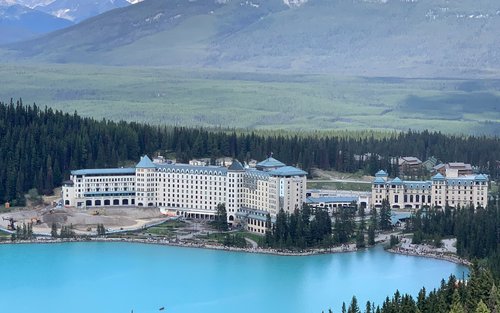 Lake Louise, Moraine Lake, Emerald Lake, Yoho & Banff Town Day Tour
