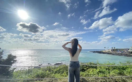 韩国济州岛东部&南部必游景点｜牛岛＋城山日出峰＋涉地可支等浪漫韩剧打卡路线 (专业中文司机)
