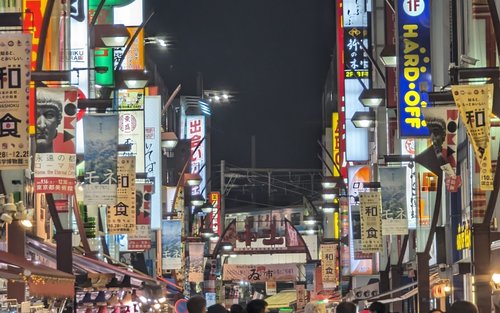 Vượt xa ánh đèn neon: Khám phá ẩm thực đẳng cấp tại Ueno & Okachimachi