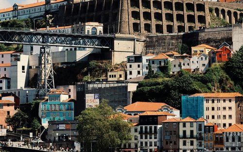 Visite d'une demi-journée de Porto Ribeira et de la tour des Clercs