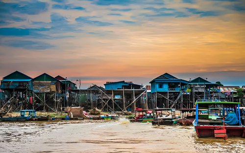 コンポンプルック 水上集落見学ツアー（シェムリアップ）