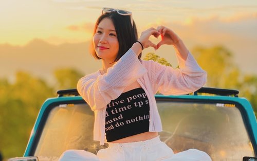 Mount Batur 4WD Jeep Sunset Tour With Photographer in Kintamani Bali