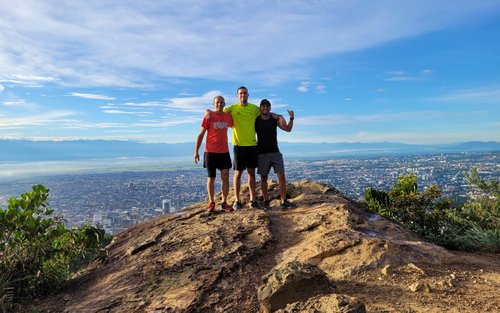 Guided ascent to el Cerro de las 3 cruces
