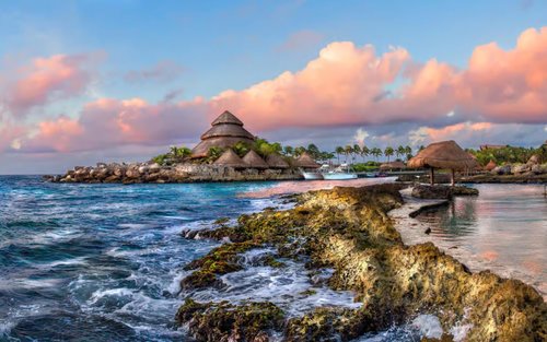 Experiență de o zi întreagă în Parcul Xcaret Plus cu prânz tip bufet și transport