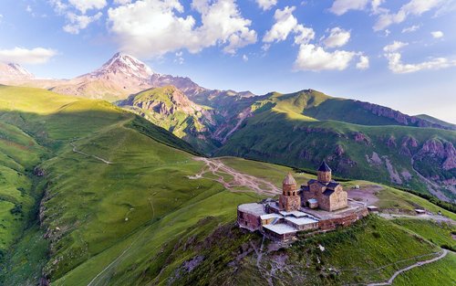 Kazbegi Full-Day Bus Tour with Ananuri & Gudauri