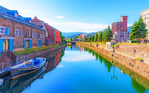 Sapporo Noboribetsu & Otaru Full-Day Sightseeing Tour