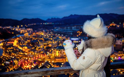 Beijing Gubei Water Town & Simatai Great Wall 2-Day Tour