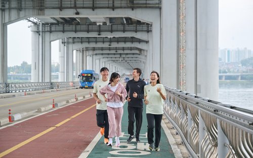 Seoul City Run with Guide Runners