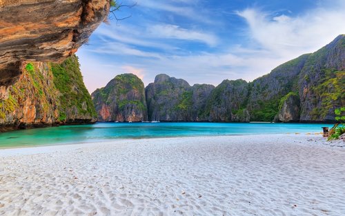 Krabi Maya Bay & Pileh Lagoon One-Day Small Group Tour
