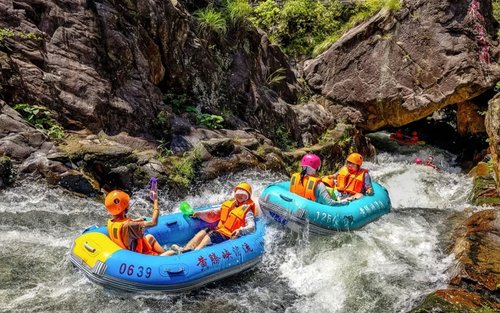Huangtengxia Rafting - Internationell bana (Warrior + Fierce Warrior) Heldagstur (vuxenbiljett på vardagar)