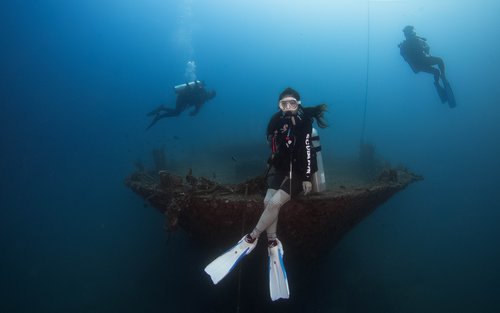 Xiaoliuqiu: Centro de Desarrollo de Instructores de Buceo Cinco Estrellas PADI / Experiencia FUN DIVE Buceo Local (Se Requiere Licencia de Buceo)