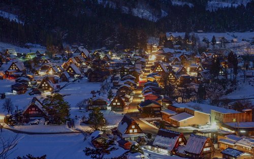 Shirakawa-go Illumination & Hida Takayama 2-Day Tour (From Tokyo)