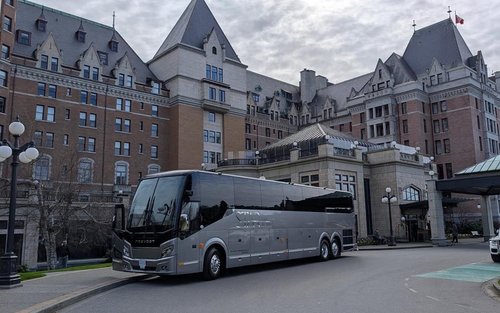 Victoria & Butchart Gardens Elevated Experience Tour dari Vancouver