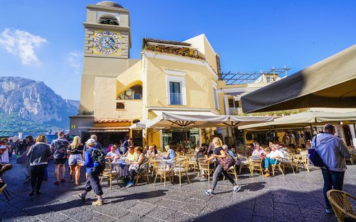 Тур на Капри и Анакапри с посещением Голубого грота из Сорренто