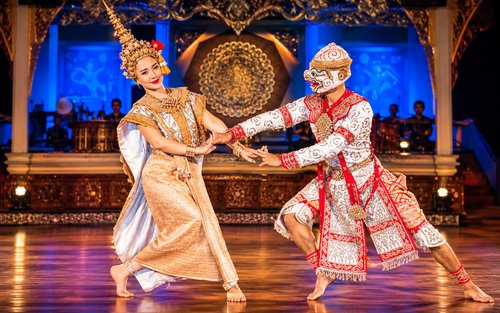 Chiang Mai: Khantoke-Abendessen mit traditioneller thailändischer Tanzshow