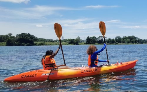 Каякинг в водно-спортивном центре Lower Seletar Water Sports Centre в Сингапуре