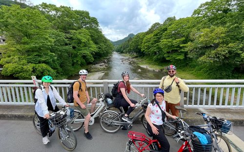 Akiruno Electric Bike & Nature Half-Day Tour