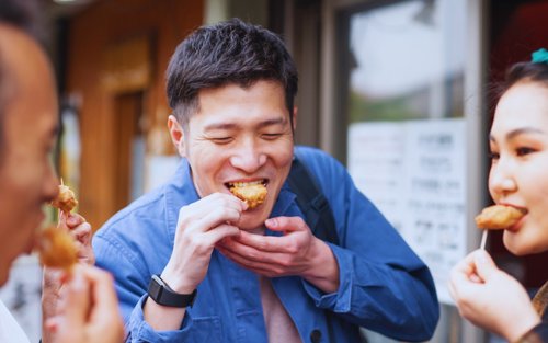 清迈米其林指南与街头美食凑团之旅 2 小时