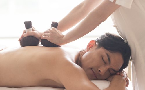 Qamoqxonada sikilgan yigitning videosi