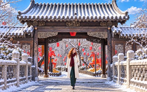 Beijing Gubei Water Town & Great Wall Private Day Tour (Including DIY Tie-Dye Experience)
