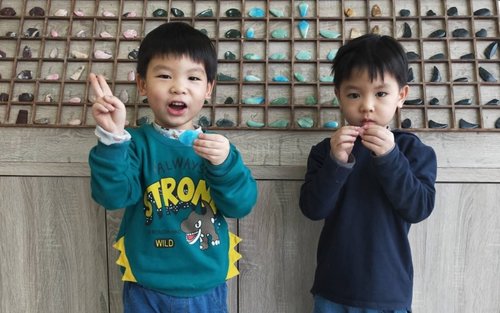 Hualien | Zhong Hua Jade Art Workshop | Family-Friendly Hands-On Experience: Jade Polishing Class | Phone Reservation Required