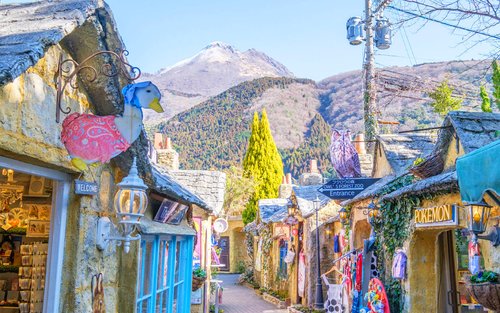 福岡出発｜九州大分満喫1日ツアー：太宰府天満宮で祈願 + 別府ロープウェイ + 由布院 金鱗湖散策 + 湯平街道