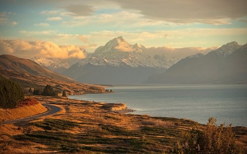 Aoraki/Mount Cook & Tasman Glacier Full-Day Small Group Tour