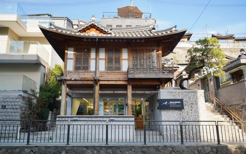 北岳山 ハイキング用品レンタルサービス（ソウル）