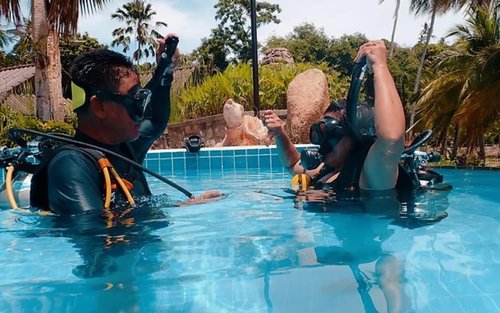 春蓬尝试水肺潜水体验（PADI潜水中心）