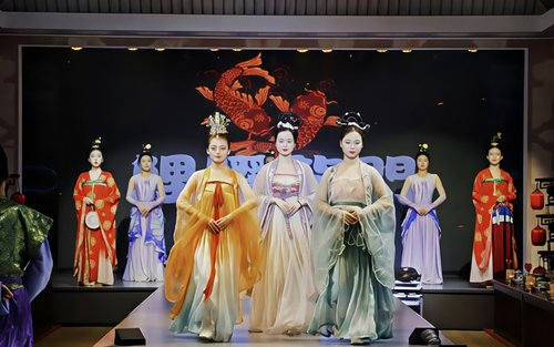 Banchetto di Longmen