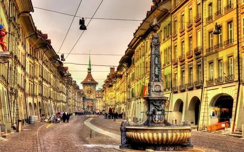 伯恩圣灵教堂半日私人城市导览