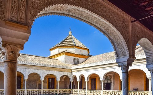 Palacio de las Duenas & Casa de Pilatos 2-Hour Tour