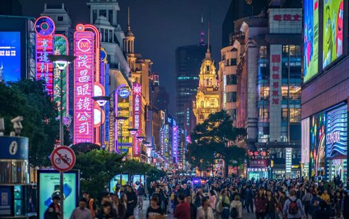 Shanghai Jade Buddha Temple & Yu Garden Full-Day Cultural Tour